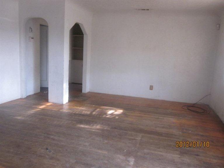 1241 Normandy Dr, Modesto, CA 95351 photo 2