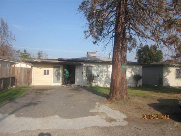 1241 Normandy Dr, Modesto, CA 95351 photo 1