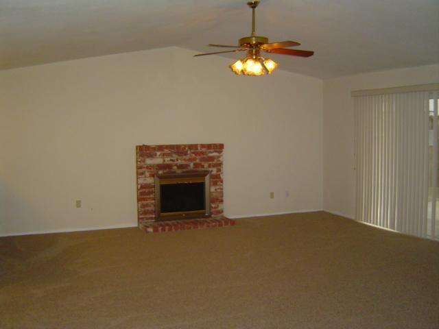 809 Altamont Ct, Modesto, CA 95358 photo 4
