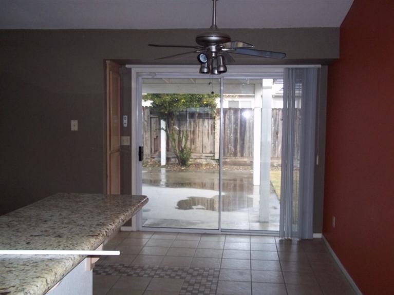 319 Leffler Pl, Turlock, CA 95382 photo 7