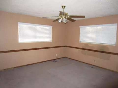 483 California St, Ripon, CA 95366 photo 9