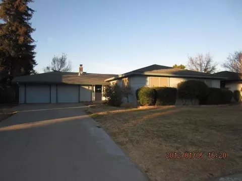 483 California St, Ripon, CA 95366 photo 1