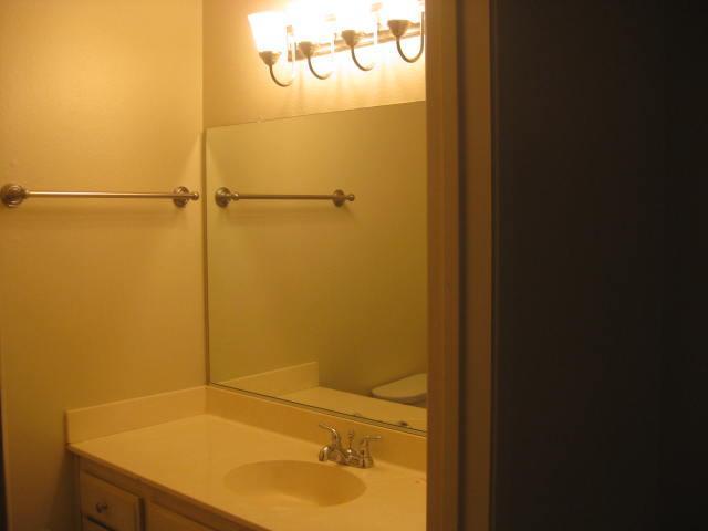 421 Sutton Pl, Auburn, CA 95603 photo 8