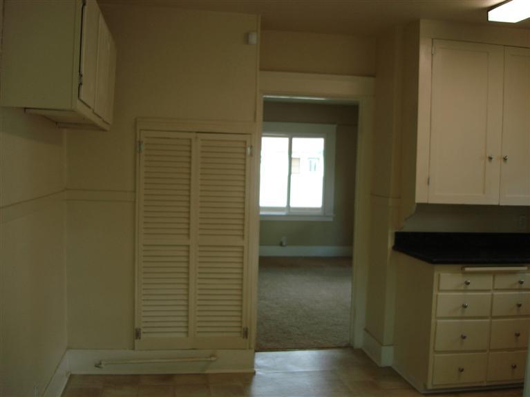 706 Center St, Modesto, CA 95351 photo 9