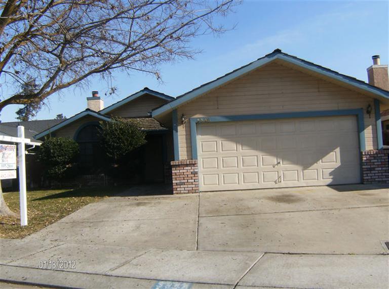 3348 Janet Dr, Modesto, CA 95350 photo 1