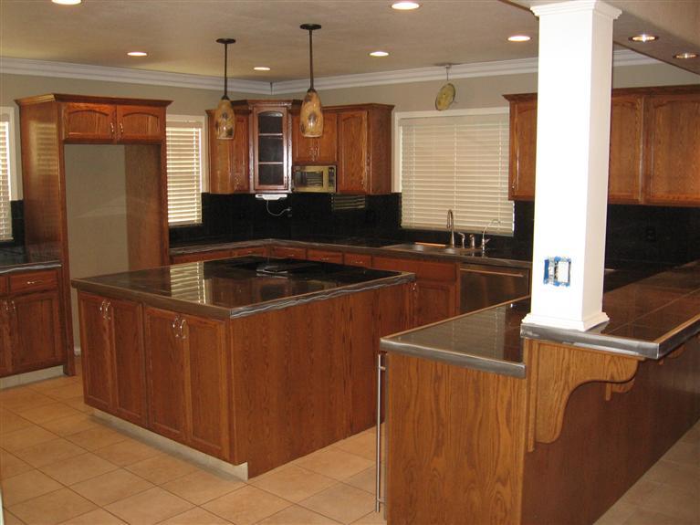 1128 E Main St, Turlock, CA 95380 photo 2