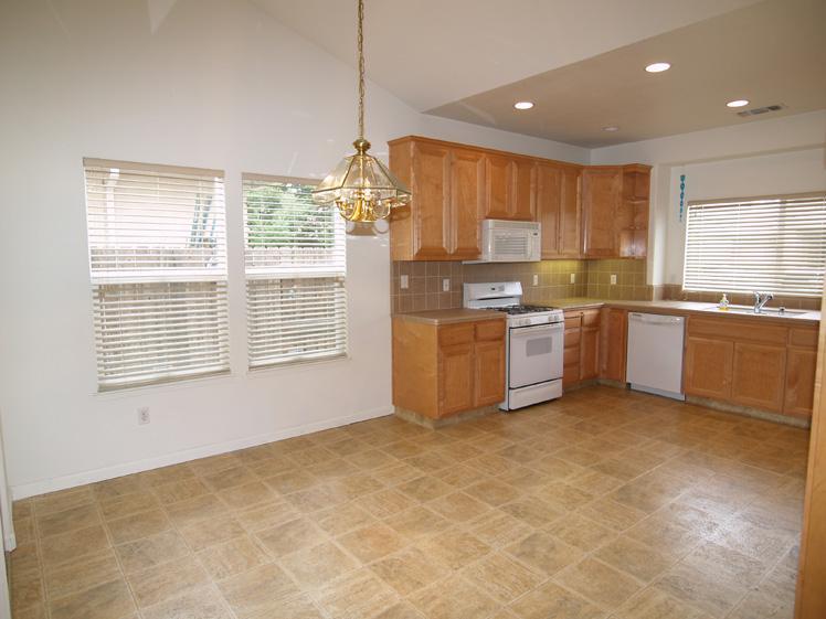 2204 Perth Dr, Modesto, CA 95355 photo 8
