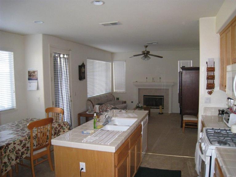 201 De Bord Dr, Tracy, CA 95376 photo 4