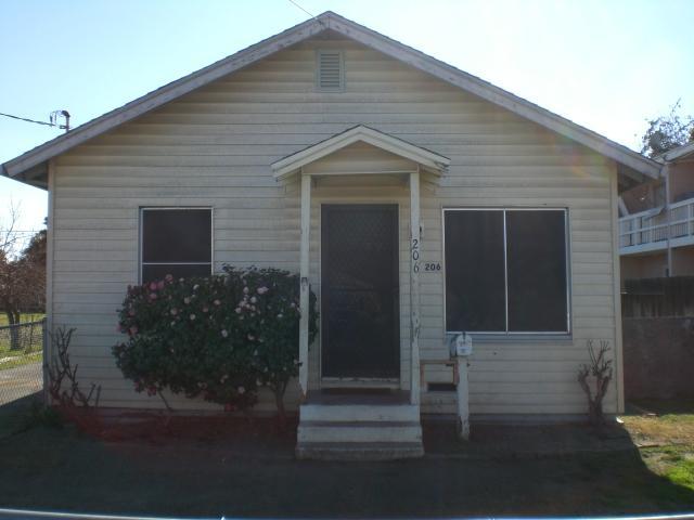 206 Lupton St, Manteca, CA 95337 photo 2