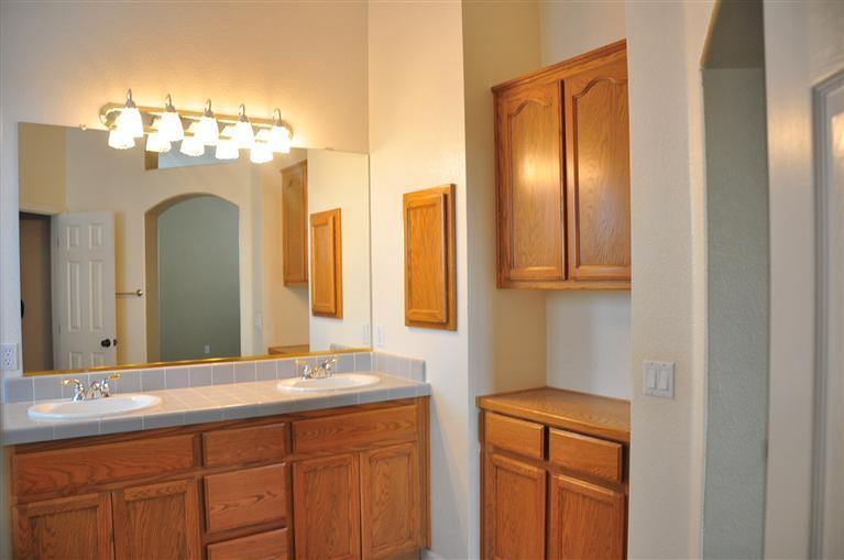 3121 Aaron Dr, Rocklin, CA 95765 photo 17