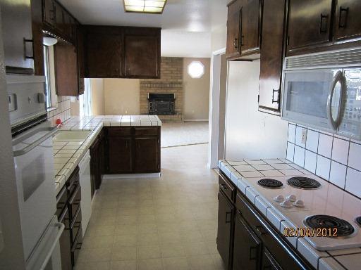 1828 Landini Way, Modesto, CA 95355 photo 3