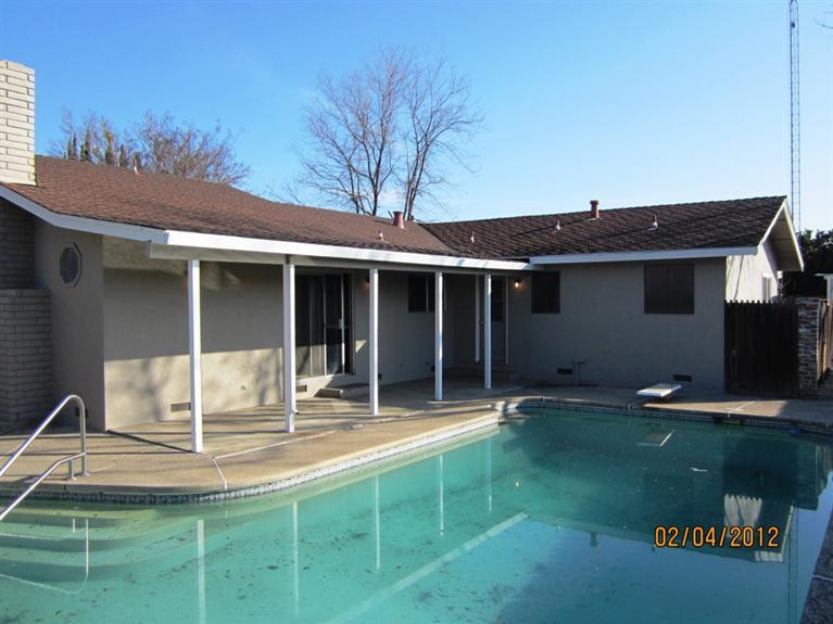 1828 Landini Way, Modesto, CA 95355 photo 2