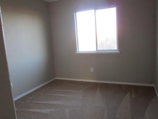 7730 Paige Ct, Winton, CA 95388 photo 9
