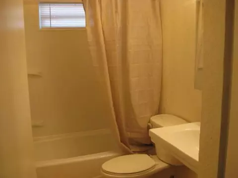 931 Trinity St, Manteca, CA 95336 photo 8