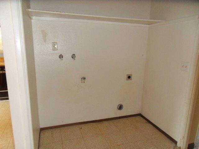 3701 Colonial Dr #166, Modesto, CA 95356 photo 9