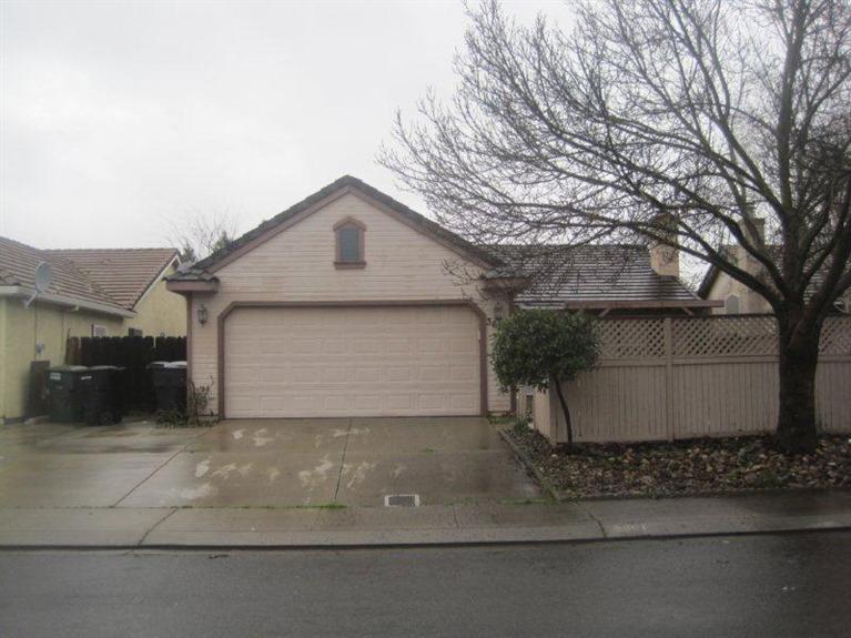 3601 Effingham Ln, Modesto, CA 95357 photo 1