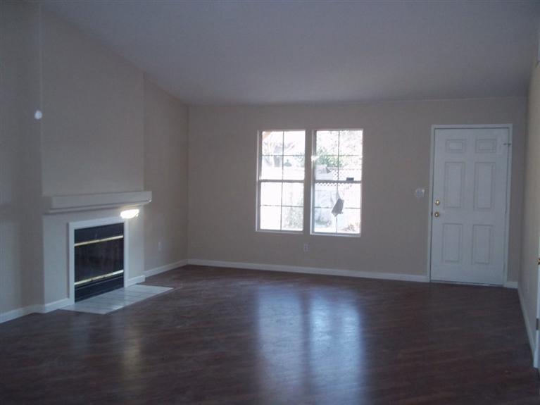 3601 Effingham Ln, Modesto, CA 95357 photo 2