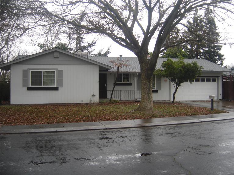 2000 Mather Dr, Modesto, CA 95350 photo 2