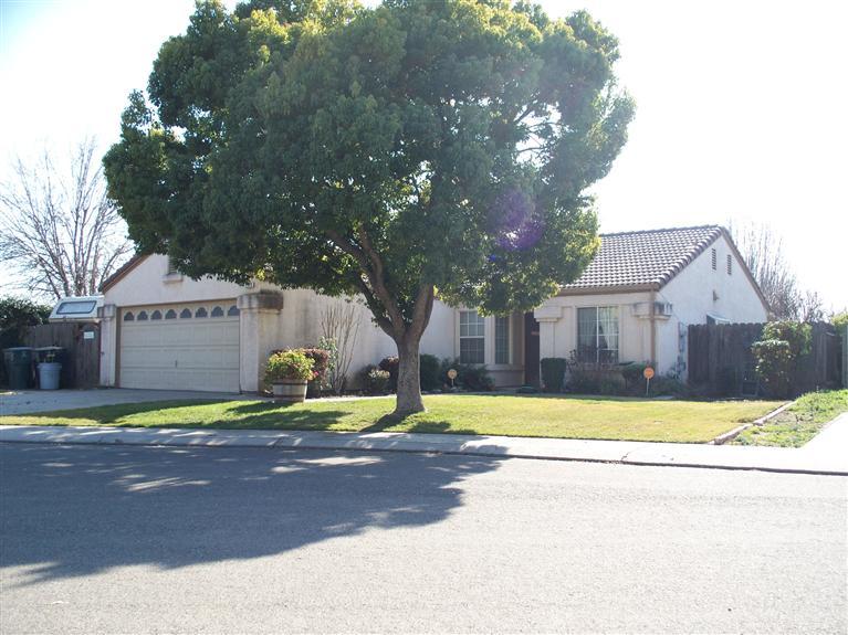 3908 Julene Dr, Modesto, CA 95357 photo 1