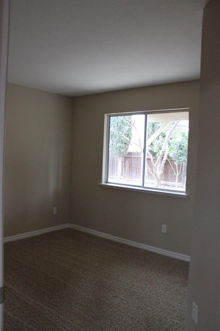 926 Pinecrest Ct, Lathrop, CA 95330 photo 15