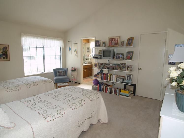 3701 Regency Park Dr, Modesto, CA 95356 photo 11