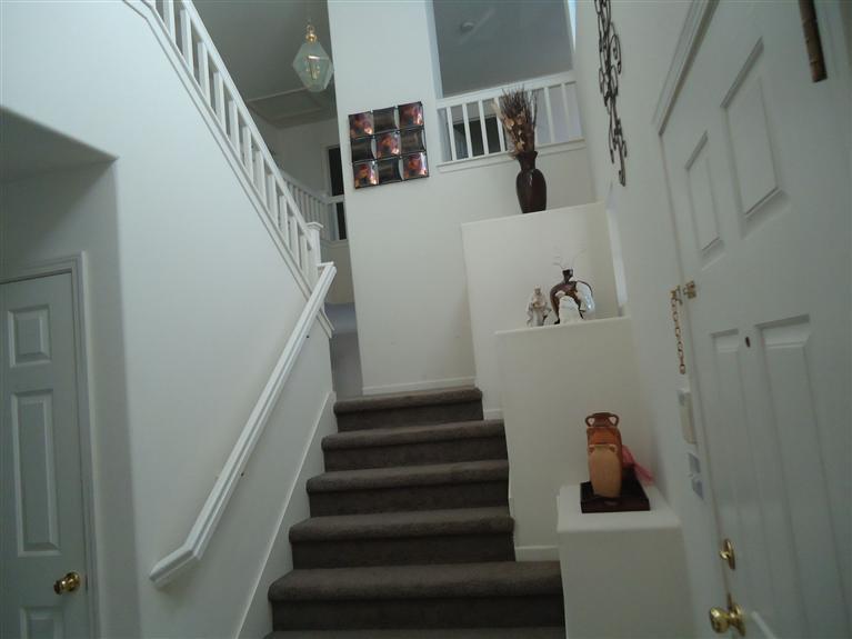 786 S Highland Ave, Ripon, CA 95366 photo 2