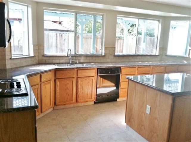 14539 Pine Valley Dr, Lathrop, CA 95330 photo 7