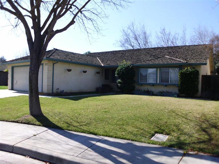 559 De Lash Ct, Patterson, CA 95363 photo 2