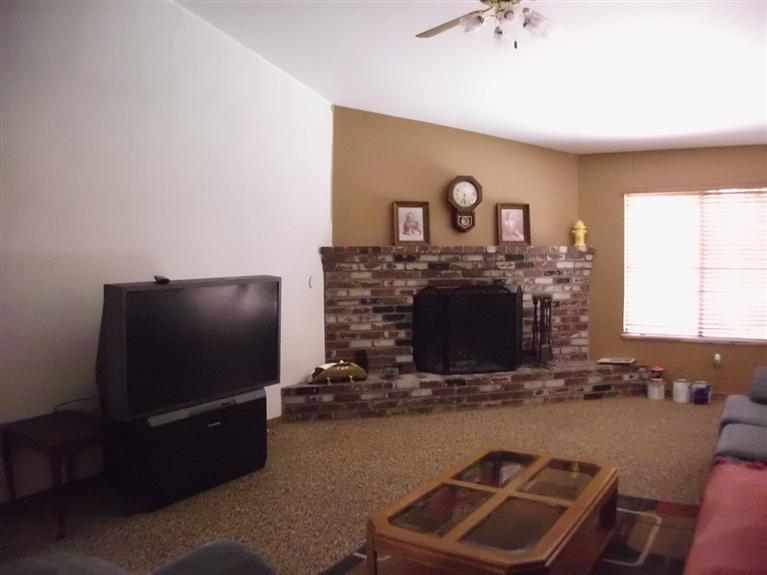 559 De Lash Ct, Patterson, CA 95363 photo 6