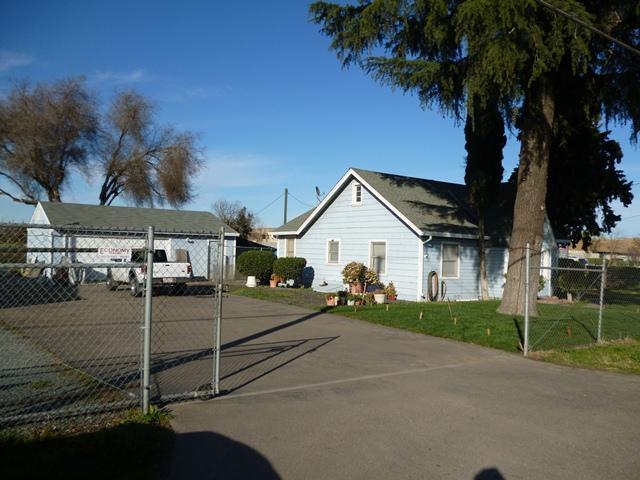 1873 W Yosemite Ave, Manteca, CA 95337 photo 1