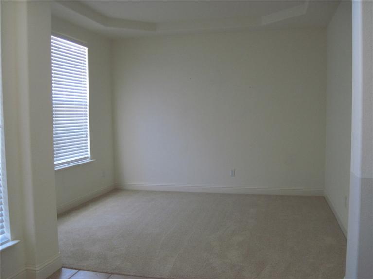 779 Morningside Dr, Folsom, CA 95630 photo 3