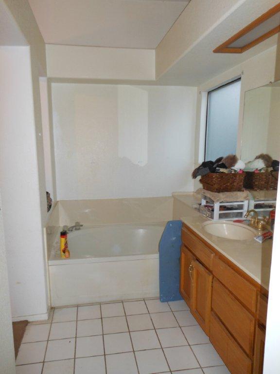 548 Clover Ave, Patterson, CA 95363 photo 11