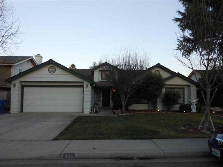 548 Clover Ave, Patterson, CA 95363 photo 1
