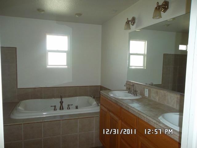 5130 3rd St, Rocklin, CA 95677 photo 6
