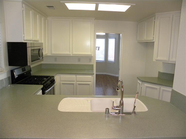 1279 Farragut Cir, Davis, CA 95618 photo 4