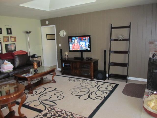 2421 Continental Dr, Modesto, CA 95355 photo 9