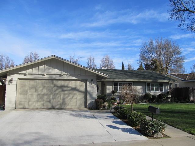 2421 Continental Dr, Modesto, CA 95355 photo 2