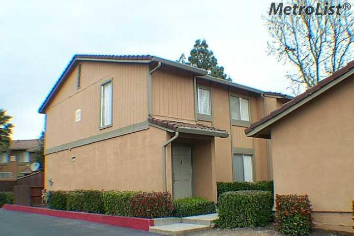 4024 Elmo Loop #a, Modesto, CA 95356 photo 1