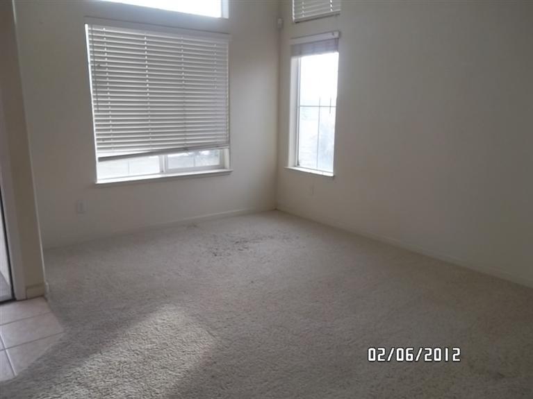 115 Tannehill Dr, Manteca, CA 95337 photo 2