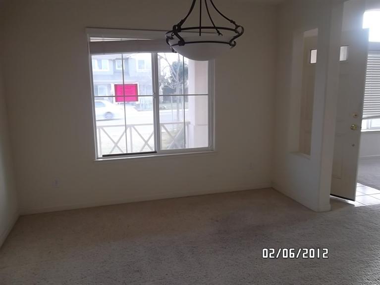 115 Tannehill Dr, Manteca, CA 95337 photo 3