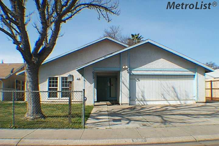 629 Vicksburg St, Modesto, CA 95351 photo 1