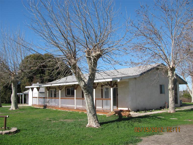 4967 Mesa Dr, Oakdale, CA 95361 photo 1