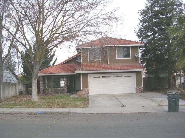 2813 Glasgow Dr, Ceres, CA 95307 photo 2