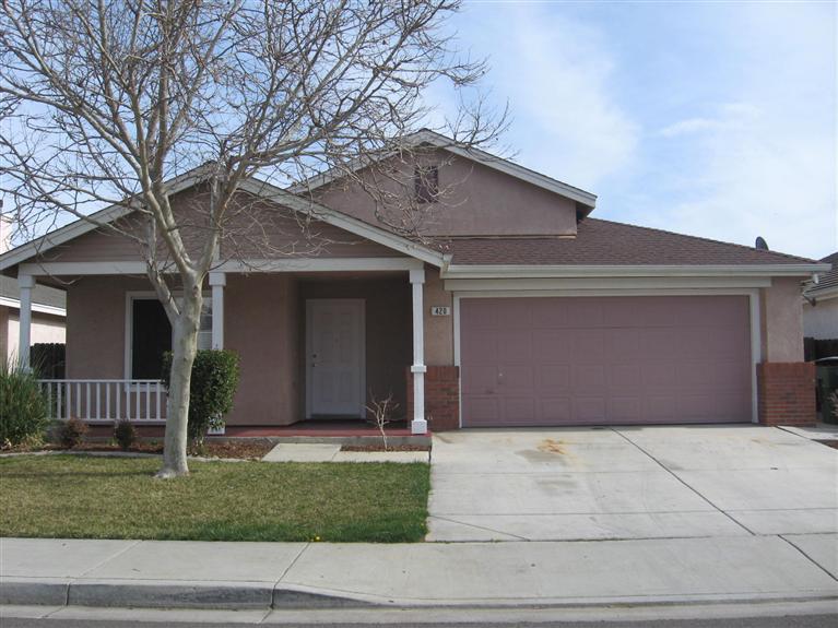 420 Roadrunner Dr, Patterson, CA 95363 photo 1