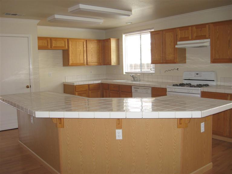 420 Roadrunner Dr, Patterson, CA 95363 photo 3