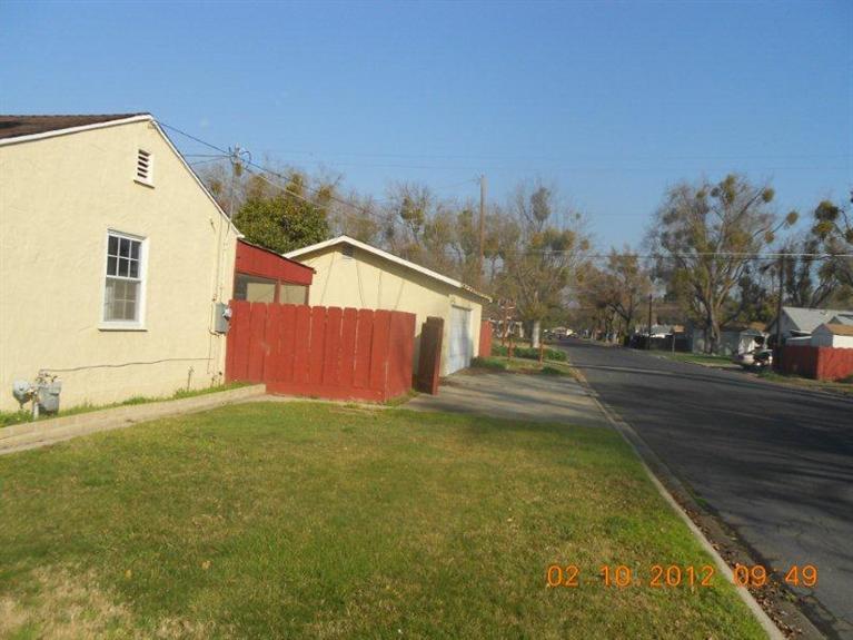 1401 Del Mar Ave, Modesto, CA 95350 photo 4