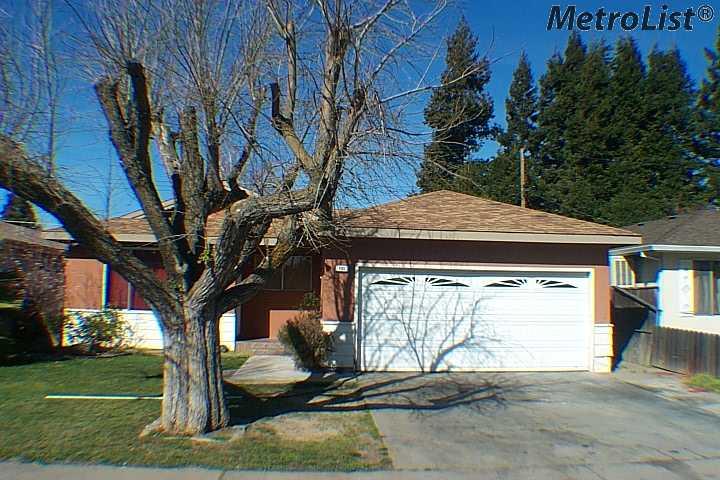 425 Donner Dr, Lodi, CA 95240 photo 1