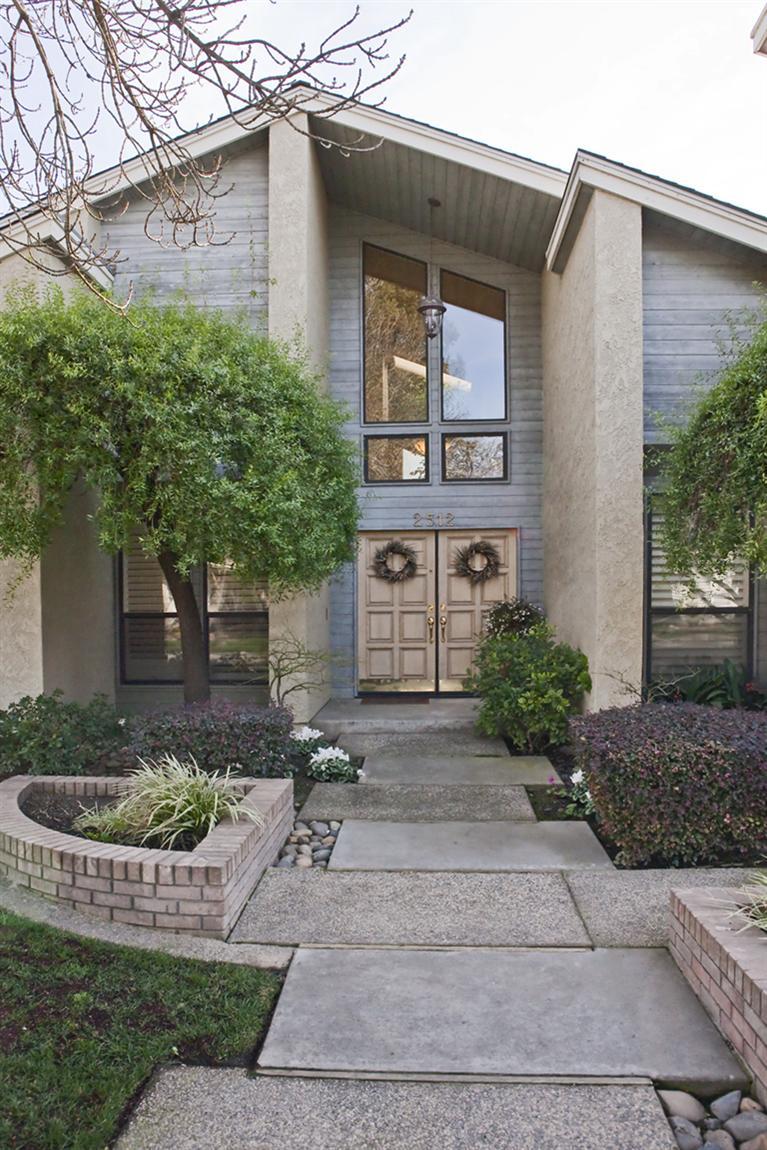 2512 Van Gogh Dr, Modesto, CA 95356 photo 2