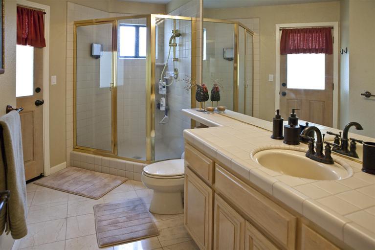 2512 Van Gogh Dr, Modesto, CA 95356 photo 9