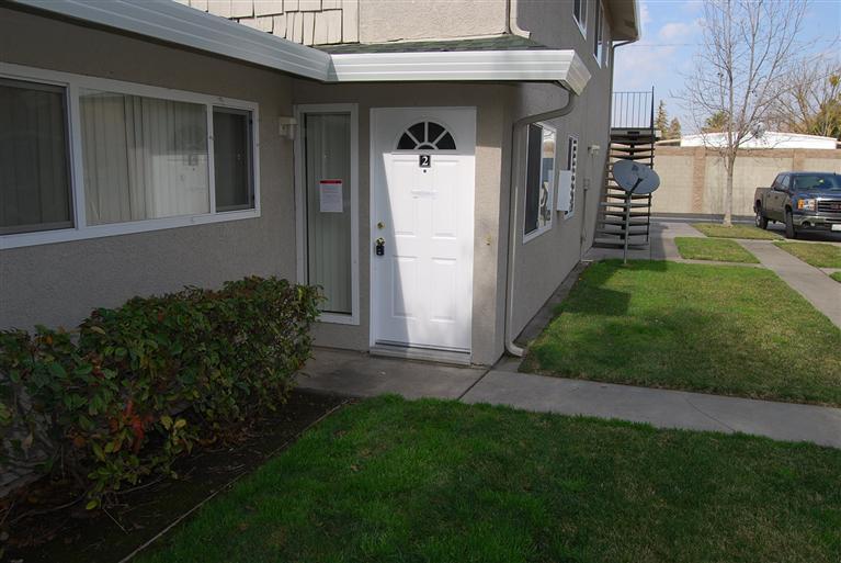2209 Chrysler Dr #2, Modesto, CA 95350 photo 1